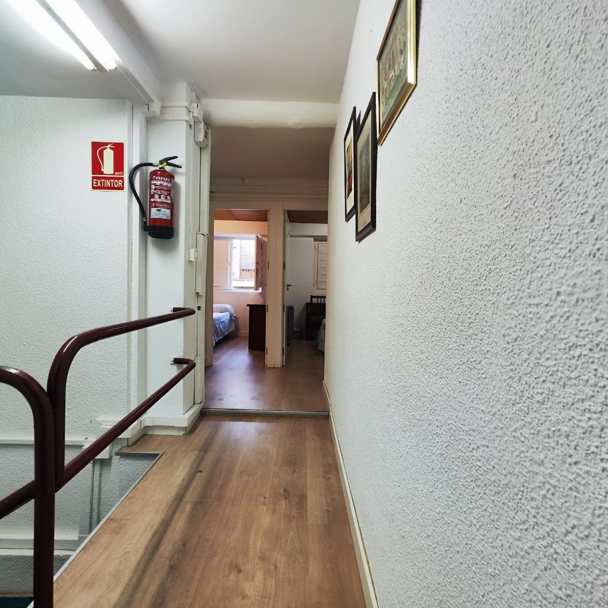 Residencia 14 Hotel Salamanca Exterior foto